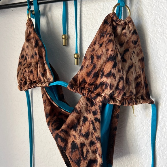 Mid 2000's Vitamin A Leopard/Turquoise String Bikini Set - Picture 1 of 11